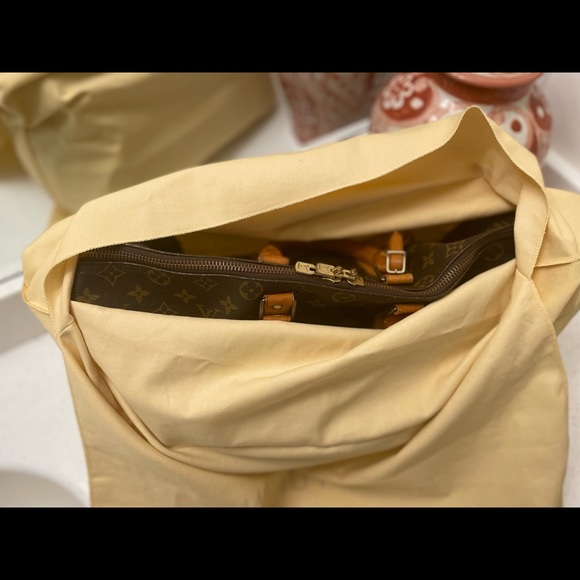 Louis Vuitton Boston Keepall 45 w/dust bag - Picture 9 of 11